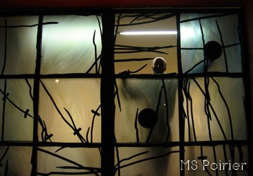 Stephan Poirier pose un vitrage teinté