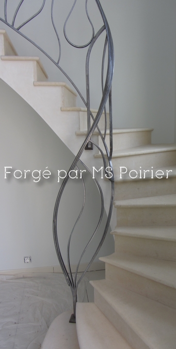 D&eacute;part de rampe d'escalier, sur voute sarrasine