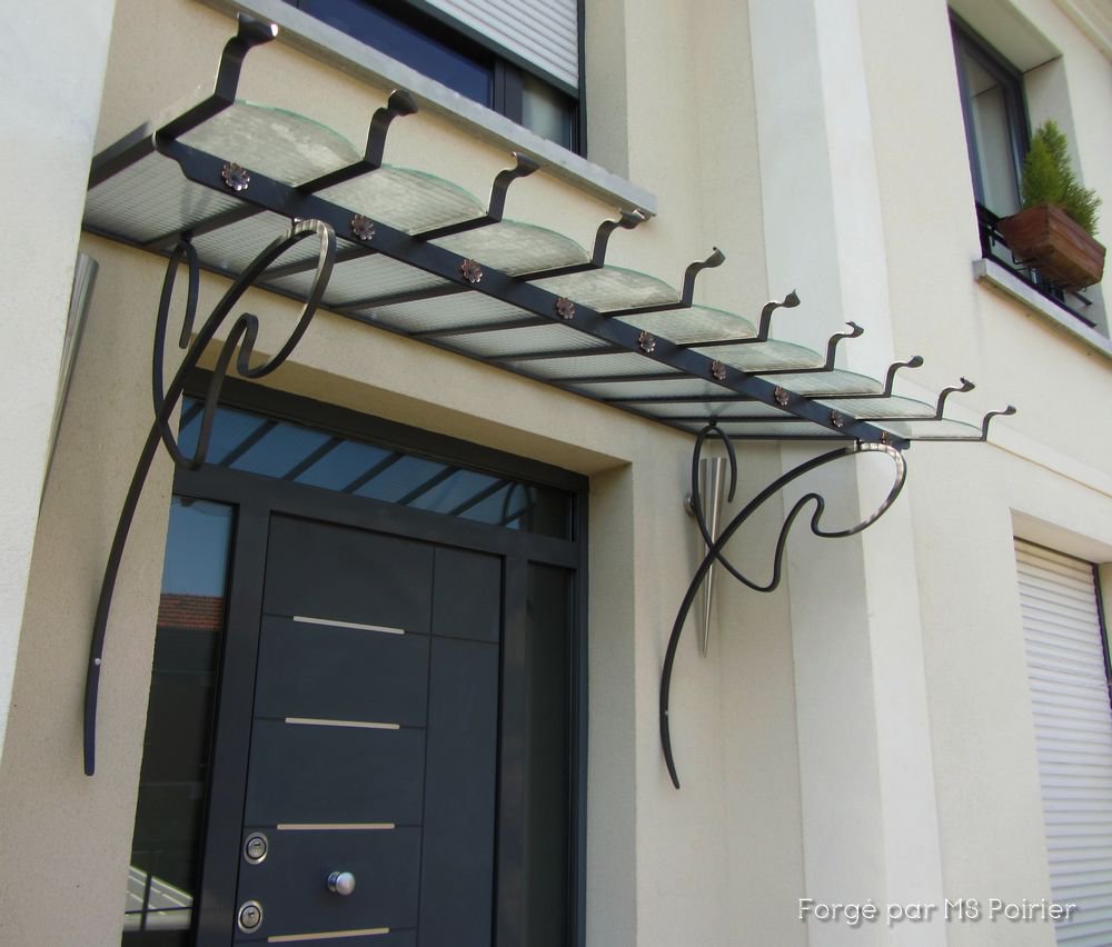 Marquise en ferronnerie moderne, design